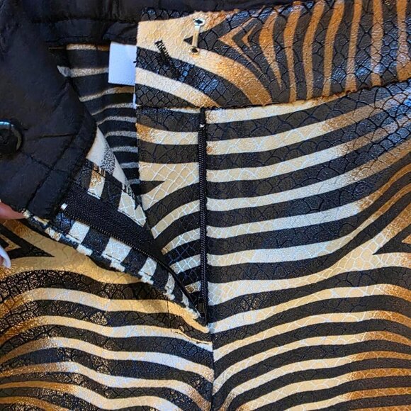 🔥 Viral & Rare Joseph Ribkoff Metallic Zebra Print Pants – Size 6 (US) 🔥 - Picture 5 of 8